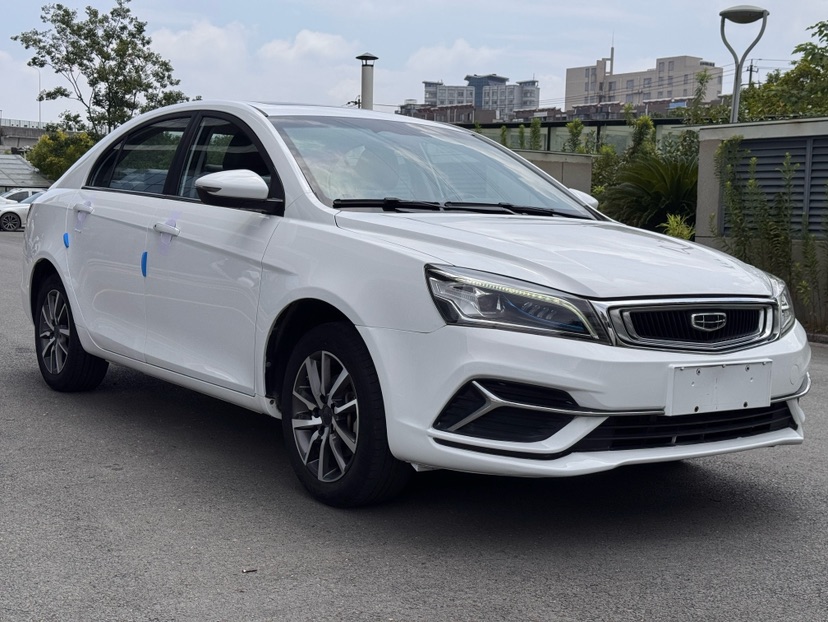 GEELY Emgrand 2019 car image #3