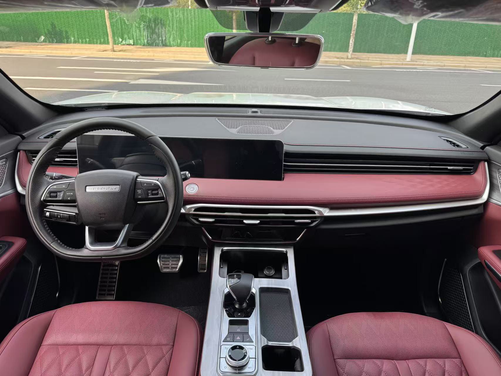 Jetour X70 PLUS 2023 car image #5