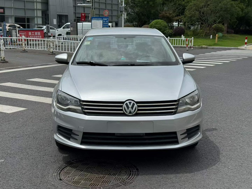 Volkswagen Bora 2014 car image #2