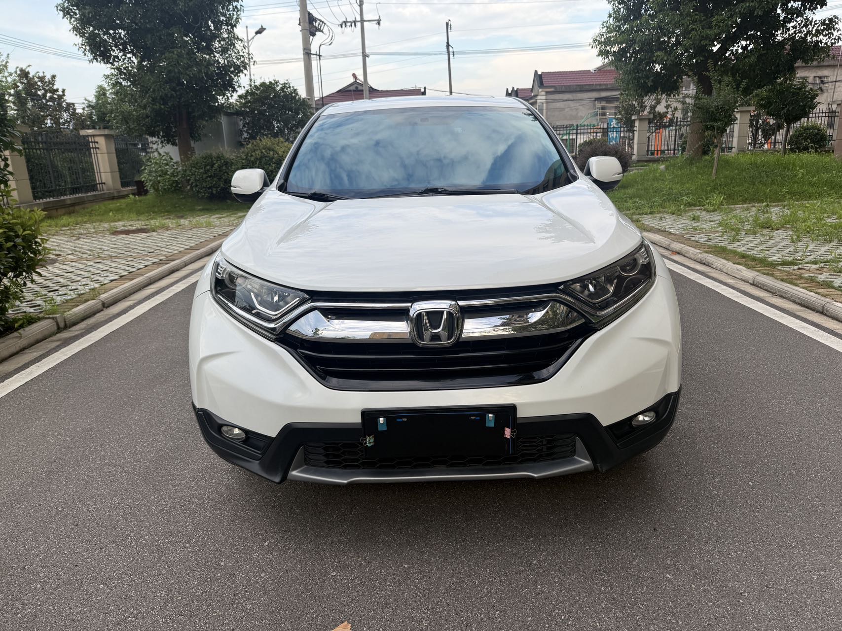 Honda CR-V 2019 car image #2