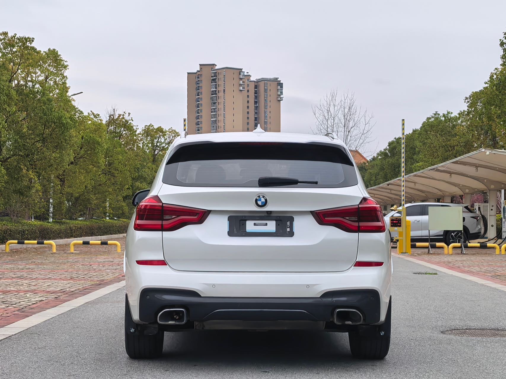 BMW X3 2019 car image #8