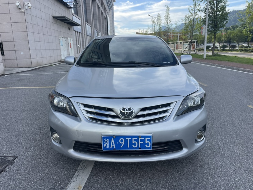 Toyota Corolla 2013 car image #2
