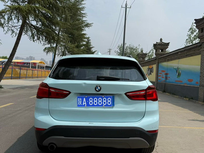 BMW X1 2017 #8 BMW X1 2017 car image #8