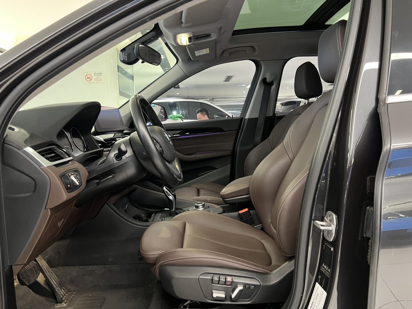 BMW X1 2020 car image #3