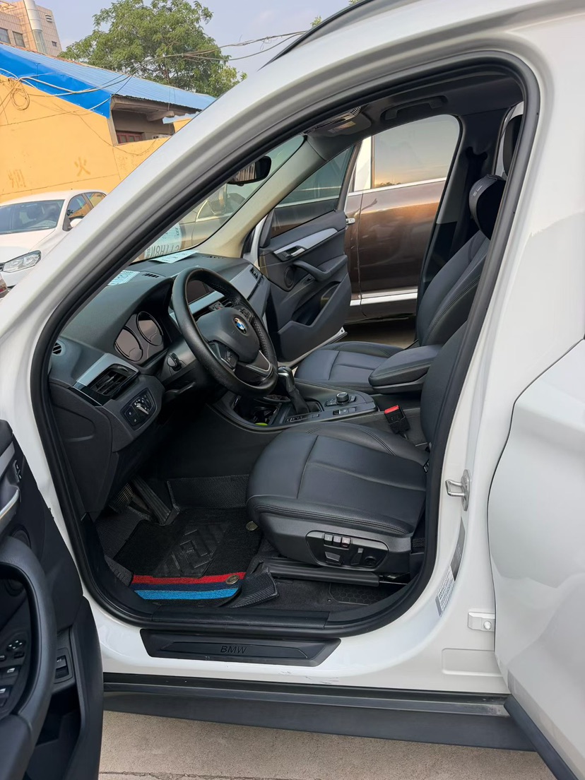 BMW X1 2019 image de voiture #6