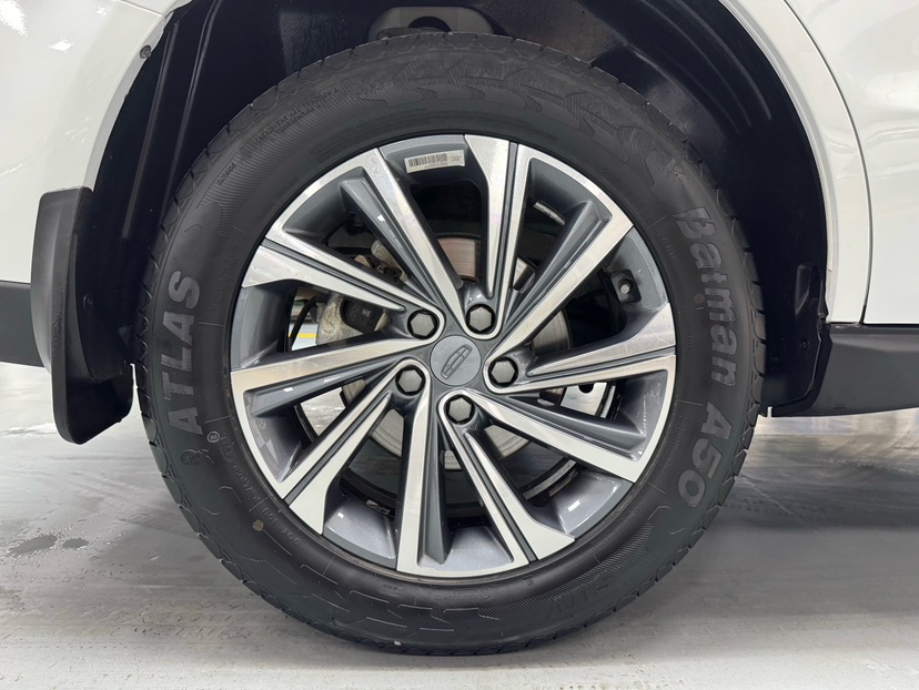 GEELY Vision X6 2022 immagine di auto #19