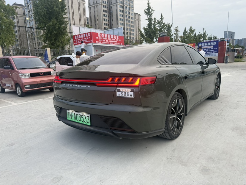 BYD Han 2022 car image #9