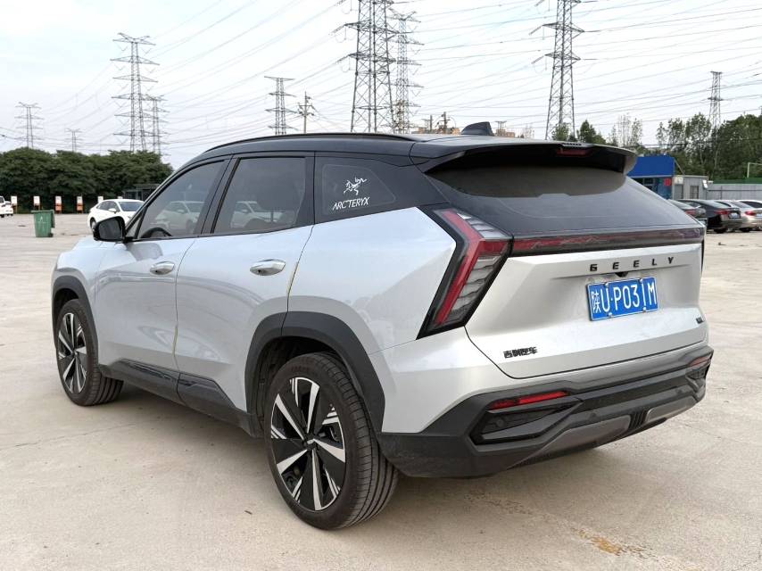 GEELY Boyue L 2023 car image #12