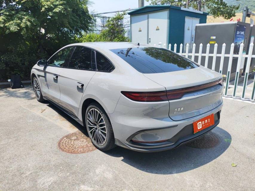 BYD Han 2025 #3 BYD Han 2025 car image #3