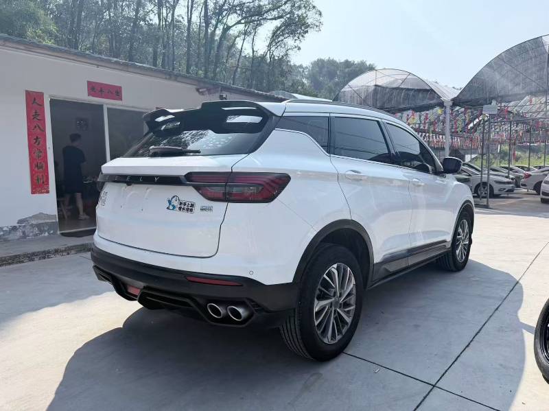 GEELY Coolray 2022 car image #4