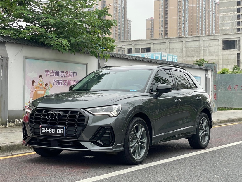 Audi Q3 2023 Audi Q3 2023 car image