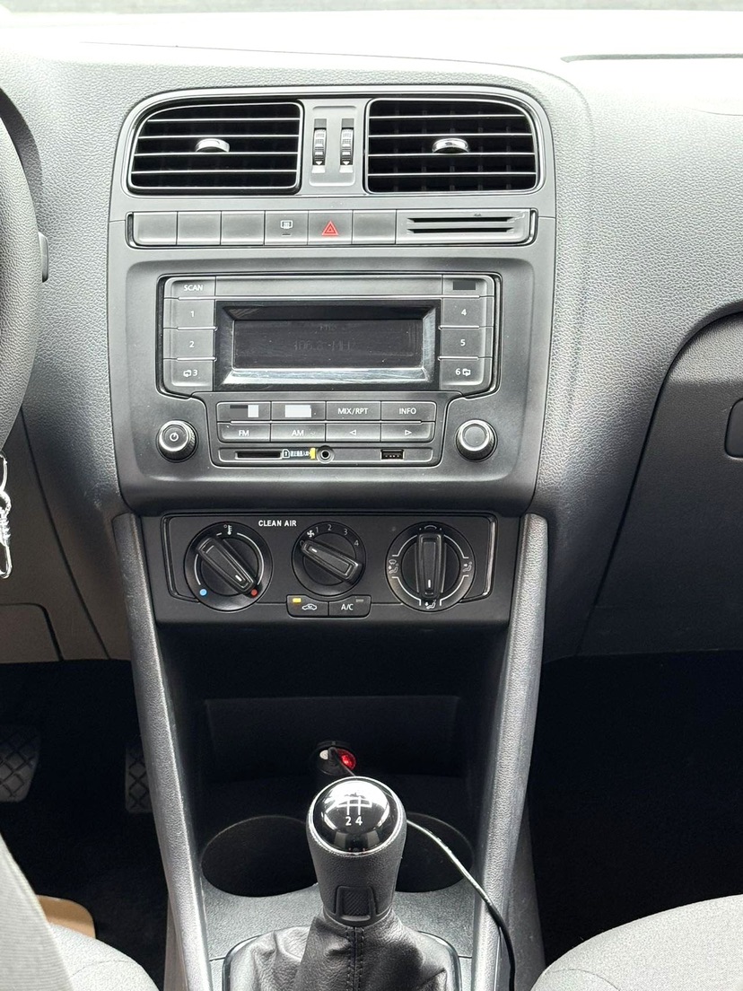 Volkswagen Polo 2016 #8 Volkswagen Polo 2016 car image #8