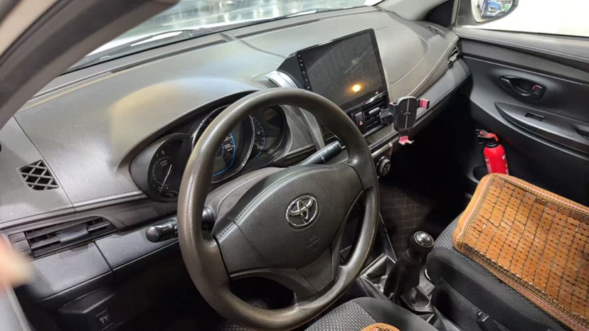 Toyota Vios 2015 car image #6