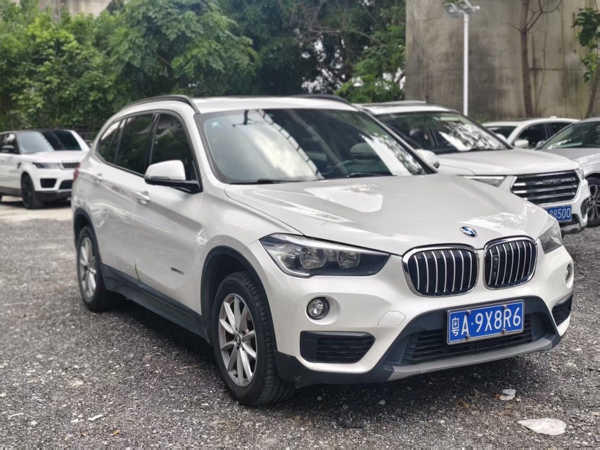 BMW X1 2018 #3 BMW X1 2018 car image #3