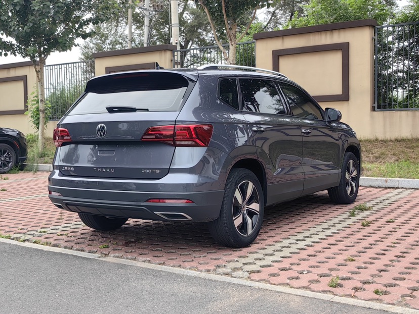 Volkswagen Tharu 2023 car image #8