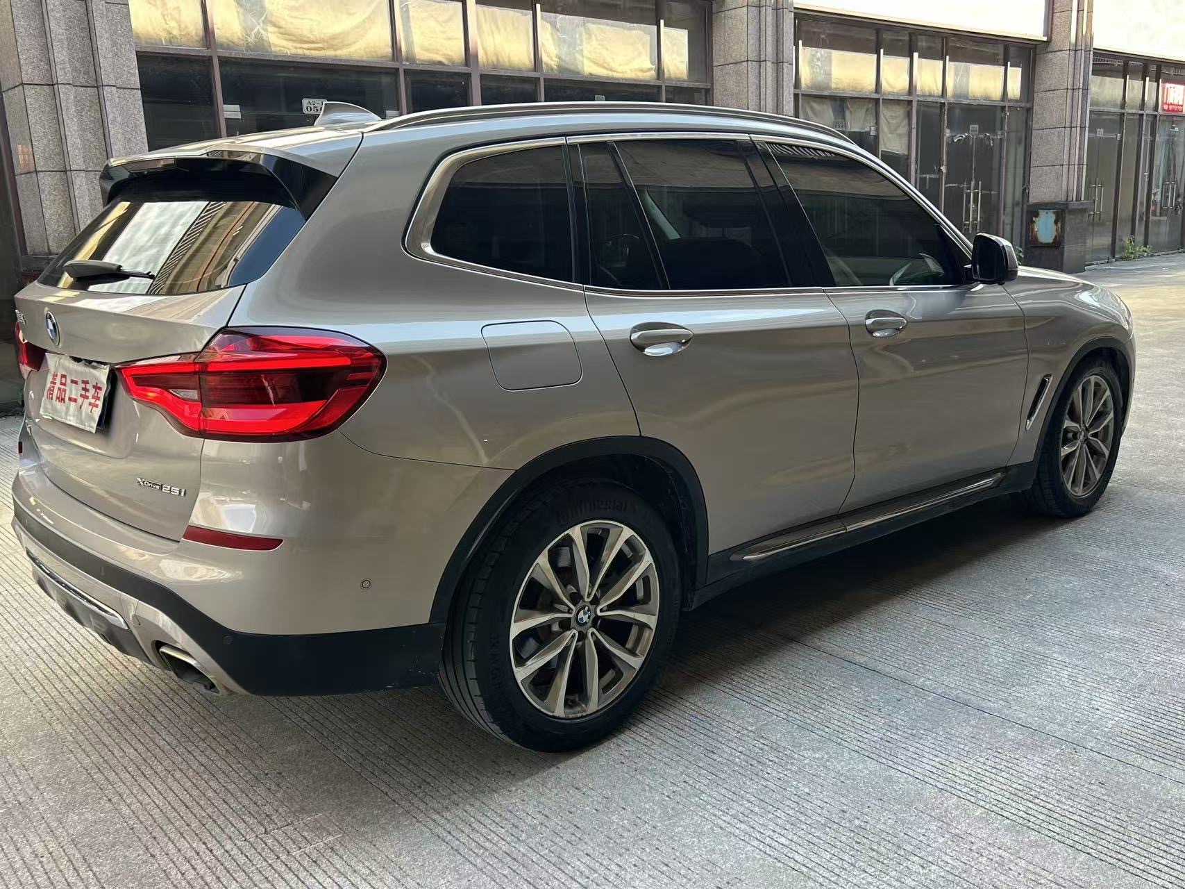 BMW X3 2019 car image #4