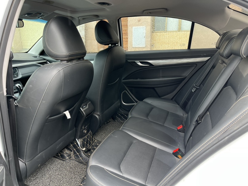 GEELY Emgrand 2019 #6 GEELY Emgrand 2019 car image #6