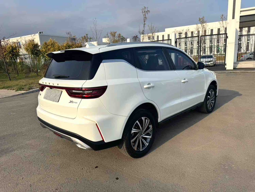 吉利汽车 远景X6 2023 汽车图片 #4
