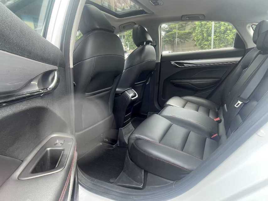 GEELY Binray 2019 car image #5