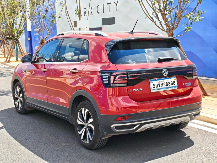 Volkswagen T-Cross 2019 car image #6