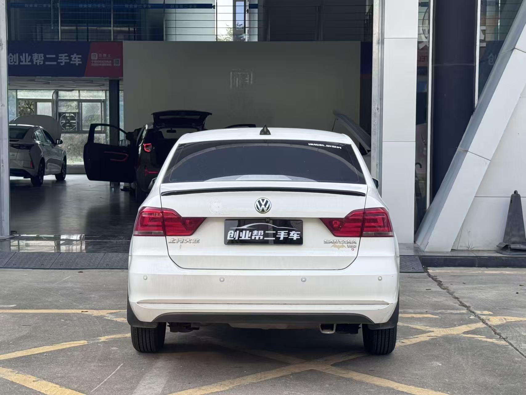Volkswagen Santana 2018 car image #8