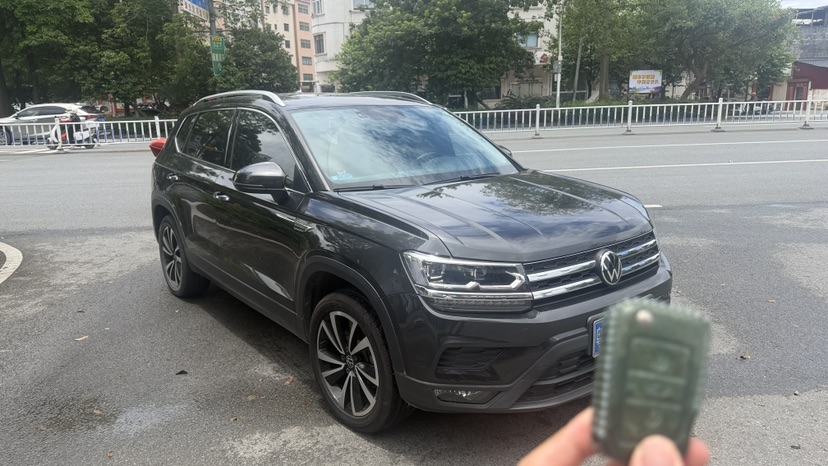 Volkswagen Tharu 2021 car image #3