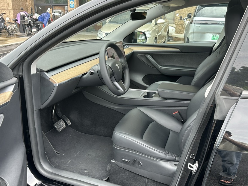 Tesla Model Y 2022 #4 Tesla Model Y 2022 immagine di auto #4