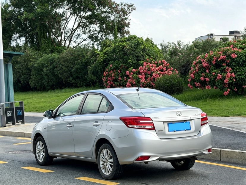 Toyota Vios 2017 car image #6