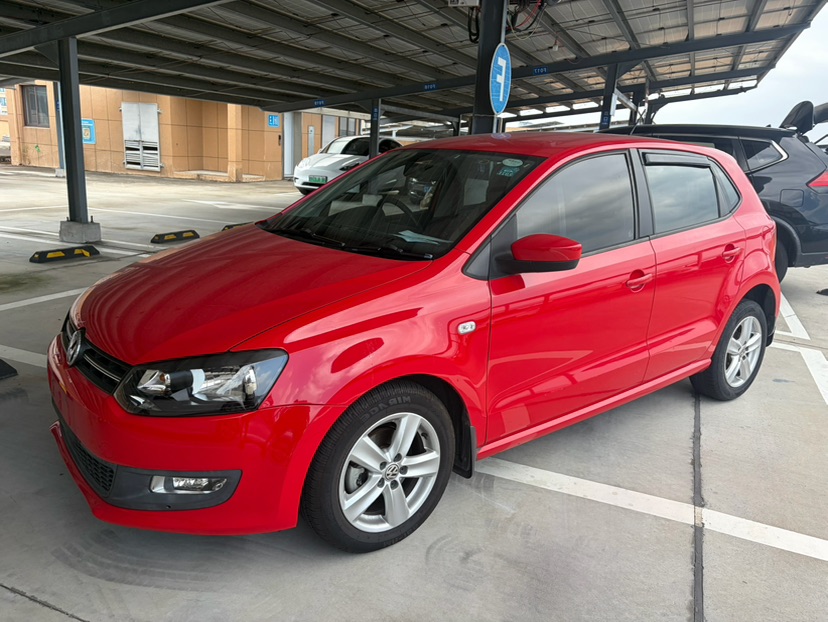 Volkswagen Polo 2012 Volkswagen Polo 2012 car image
