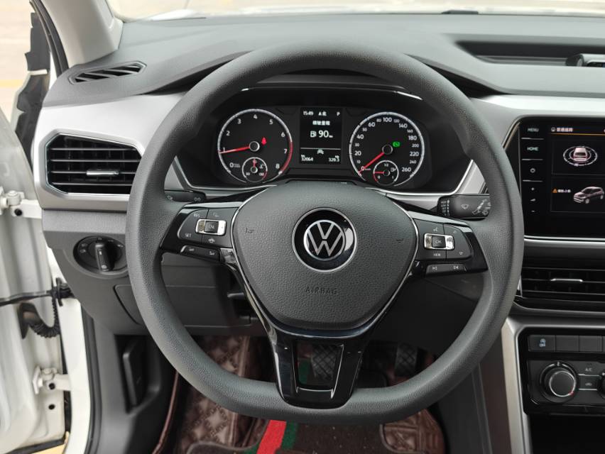 Volkswagen T-Cross 2021 #6 Volkswagen T-Cross 2021 car image #6