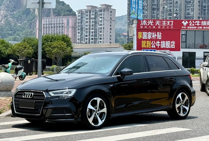 Audi A3 2018 Audi A3 2018 car image