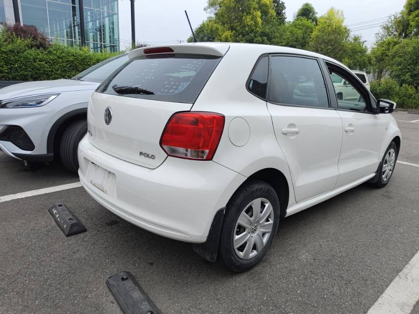 Volkswagen Polo 2012 #3 Volkswagen Polo 2012 car image #3