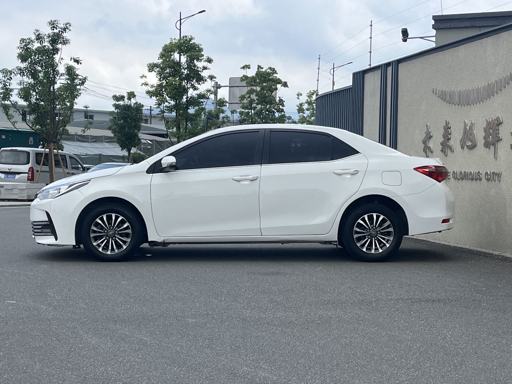 Toyota Corolla 2017 #4 Toyota Corolla 2017 car image #4