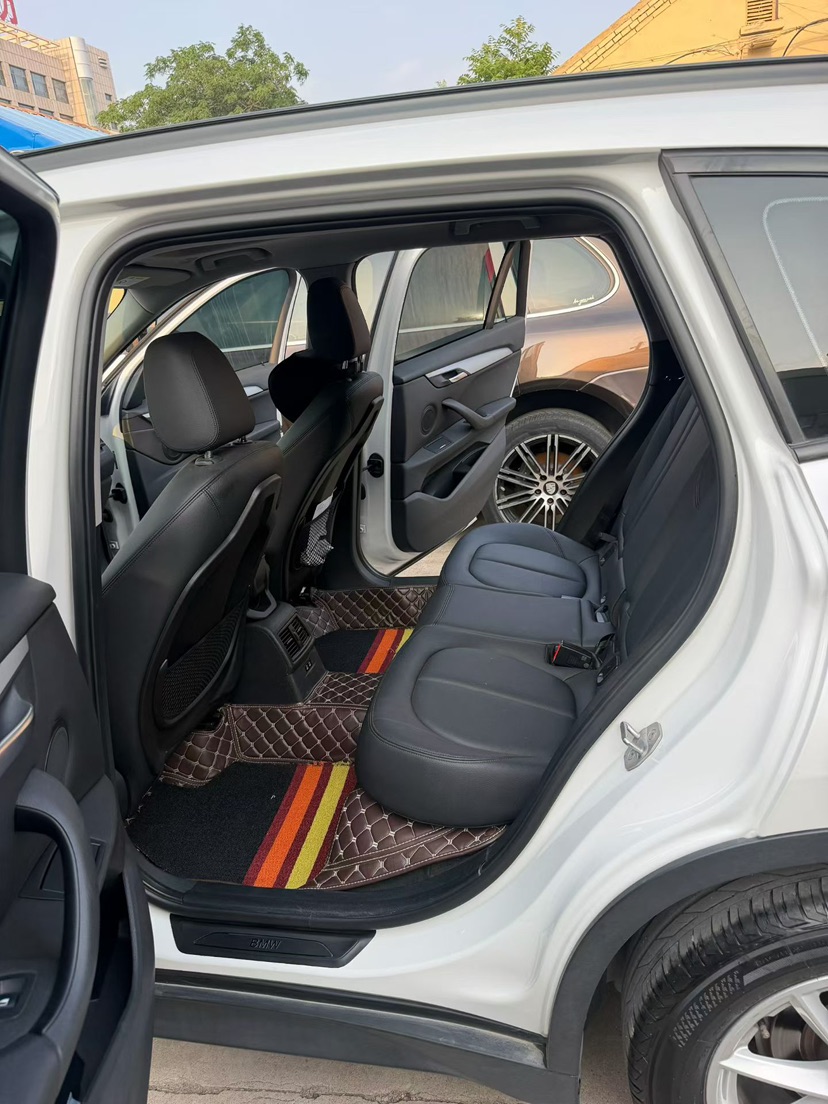 BMW X1 2019 image de voiture #8