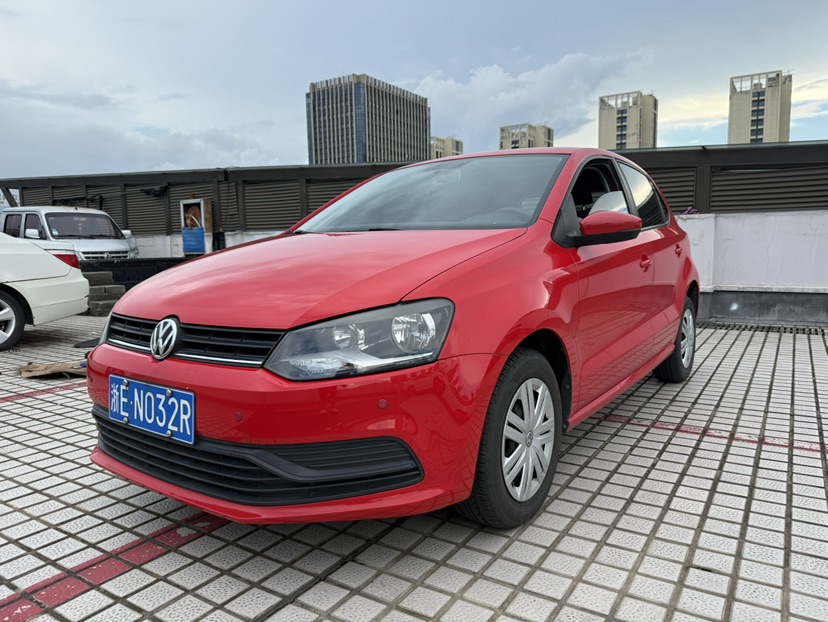 Volkswagen Polo 2017 car image #3