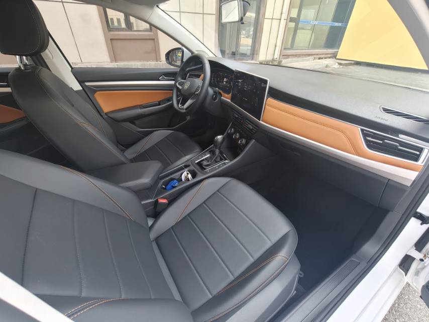 Volkswagen Bora 2022 car image #8