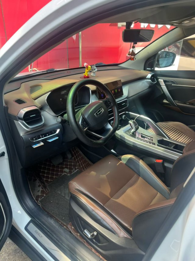 GEELY Coolray 2020 car image #2