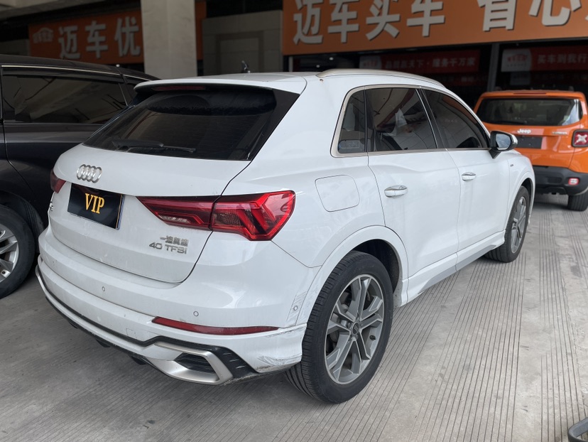Audi Q3 2024 car image #4