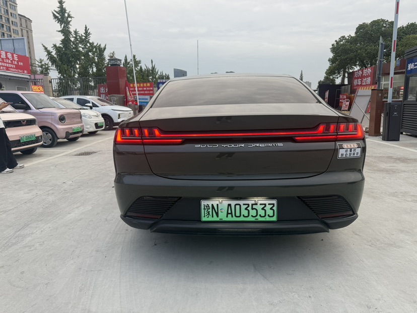 BYD Han 2022 car image #8