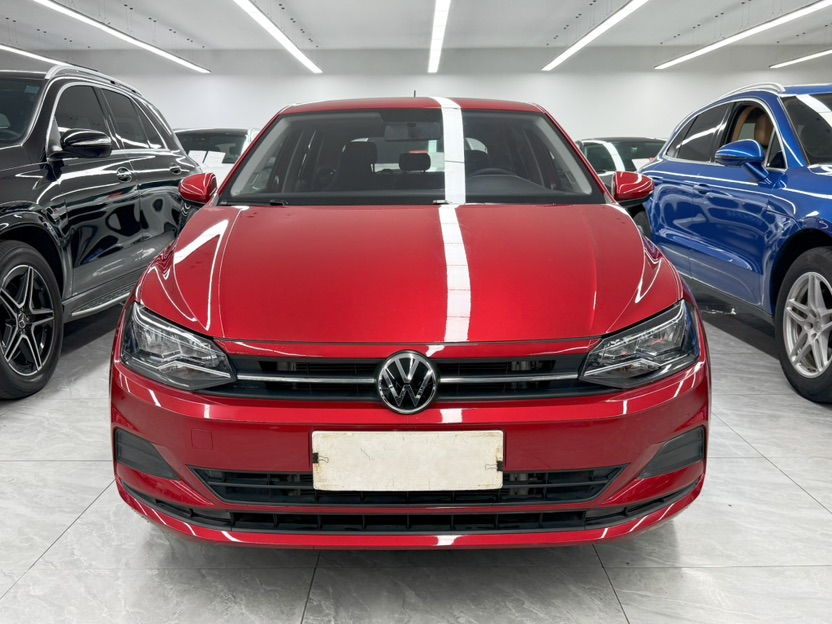 Volkswagen Polo 2023 car image #2