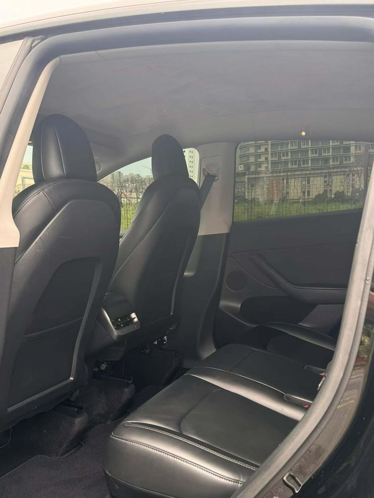 Tesla Model Y 2021 #6 Tesla Model Y 2021 car image #6