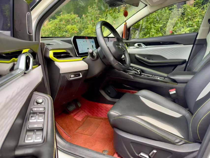GEELY Coolray 2022 #6 GEELY Coolray 2022 car image #6