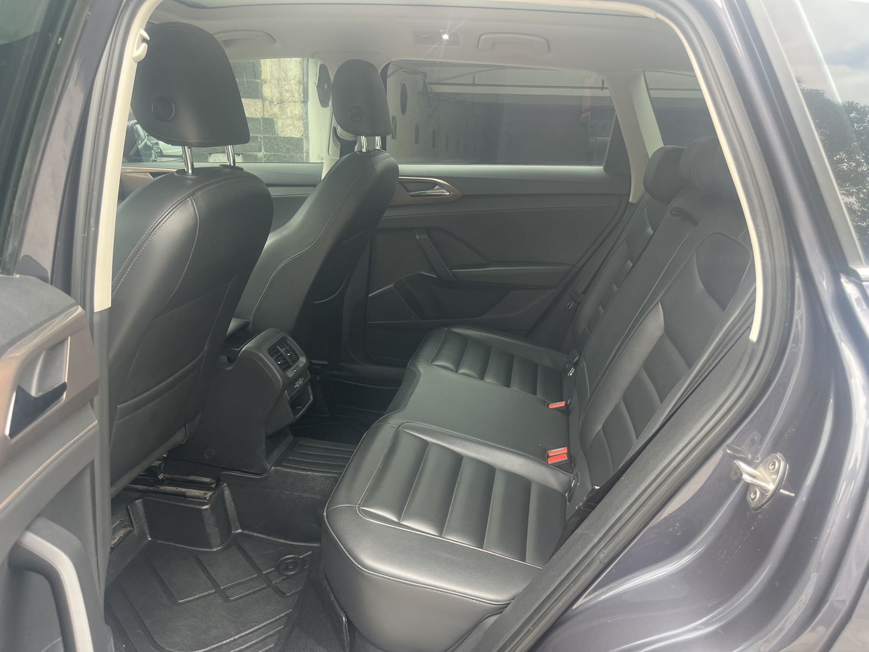 Volkswagen Tharu 2018 #7 Volkswagen Tharu 2018 car image #7