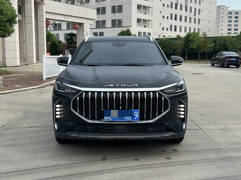 Jetour X70 PLUS 2024 car image #2