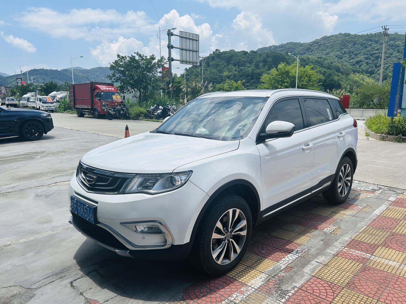 GEELY Boyue 2016 car image 