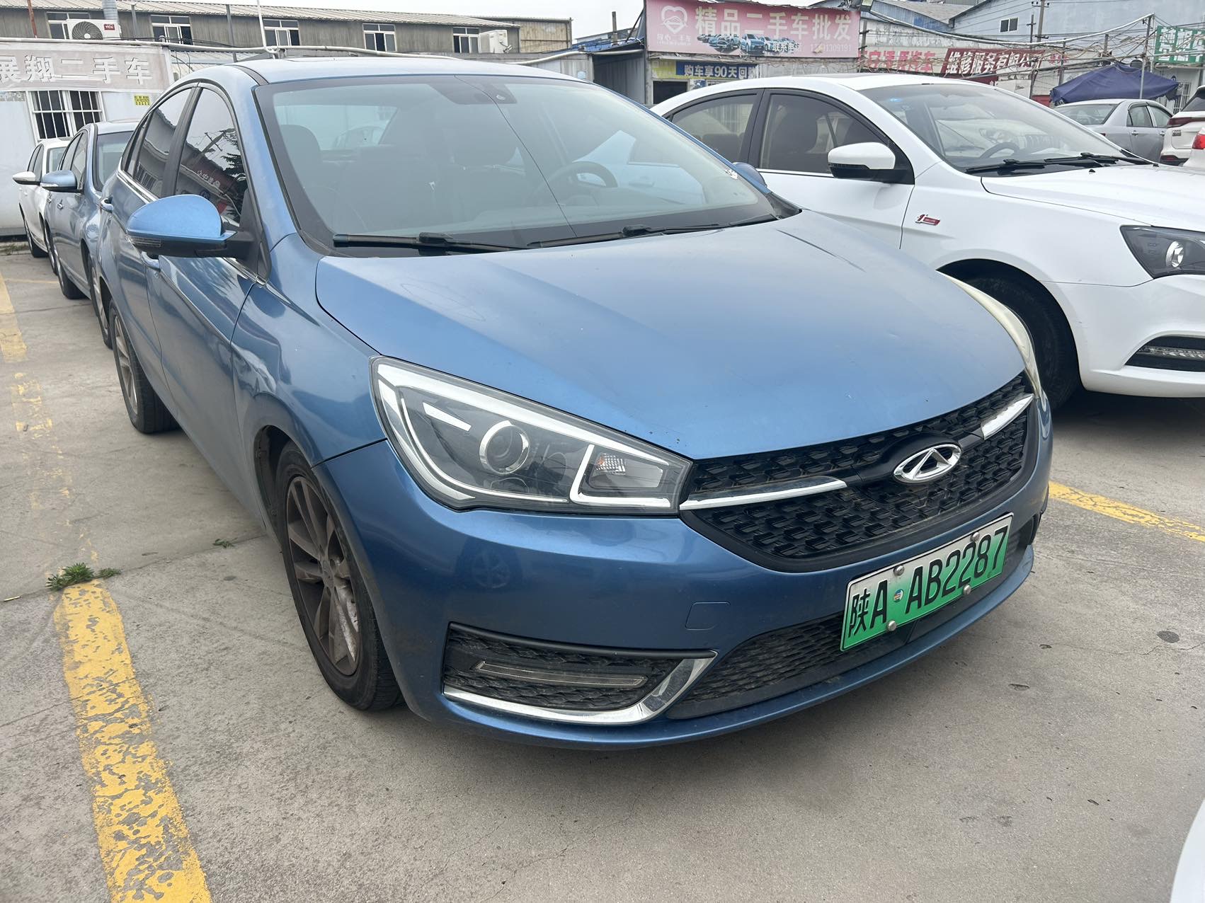 2018 car image #2
