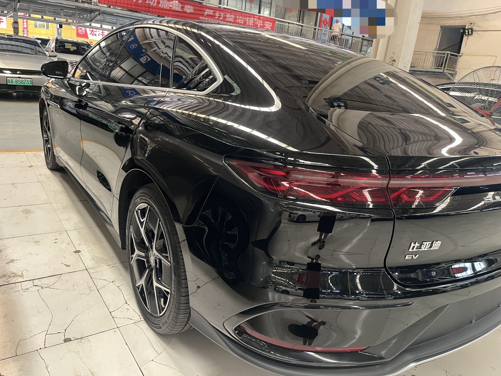 BYD Han 2024 car image #6