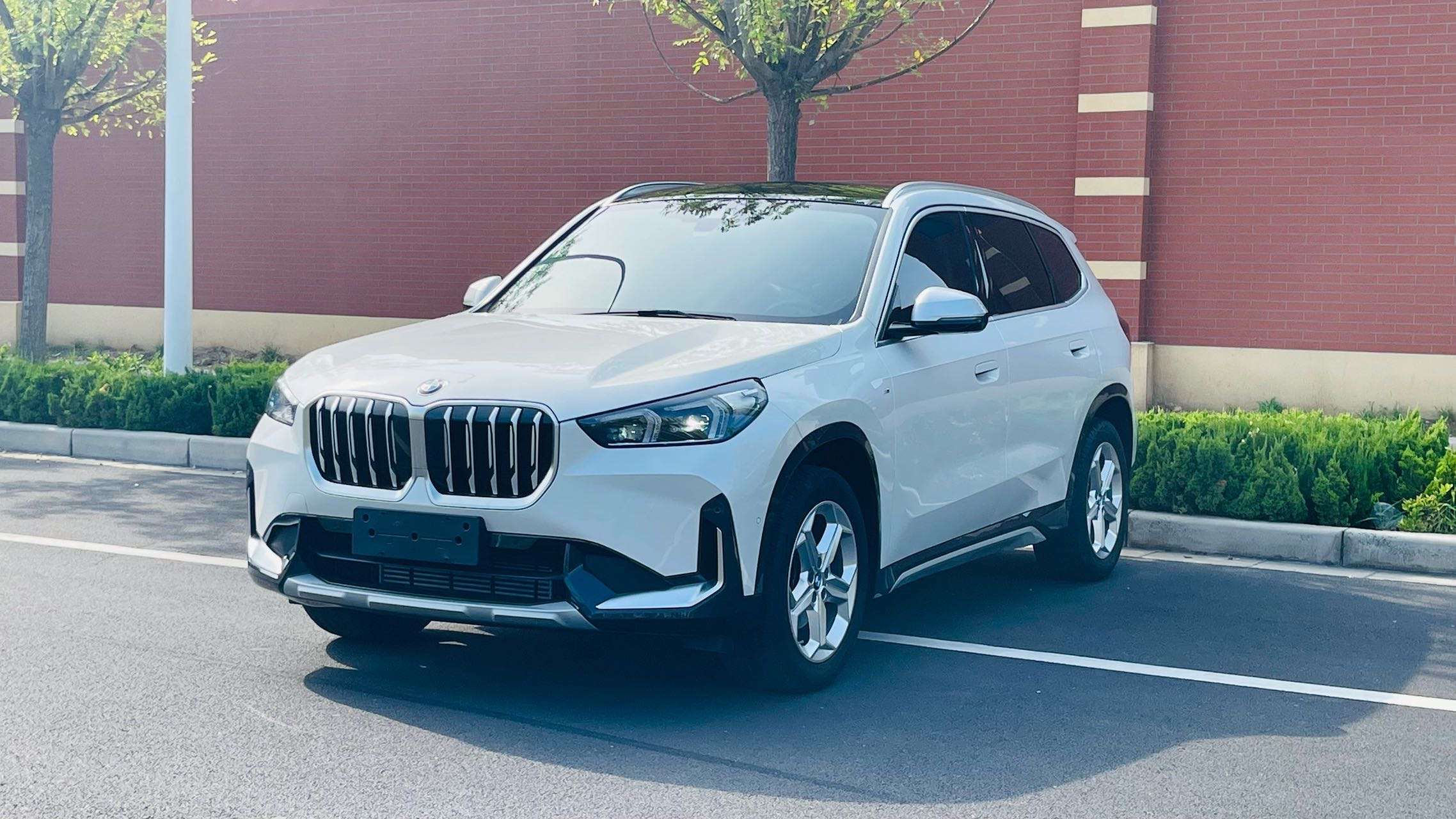 BMW X1 2024 BMW X1 2024 car image