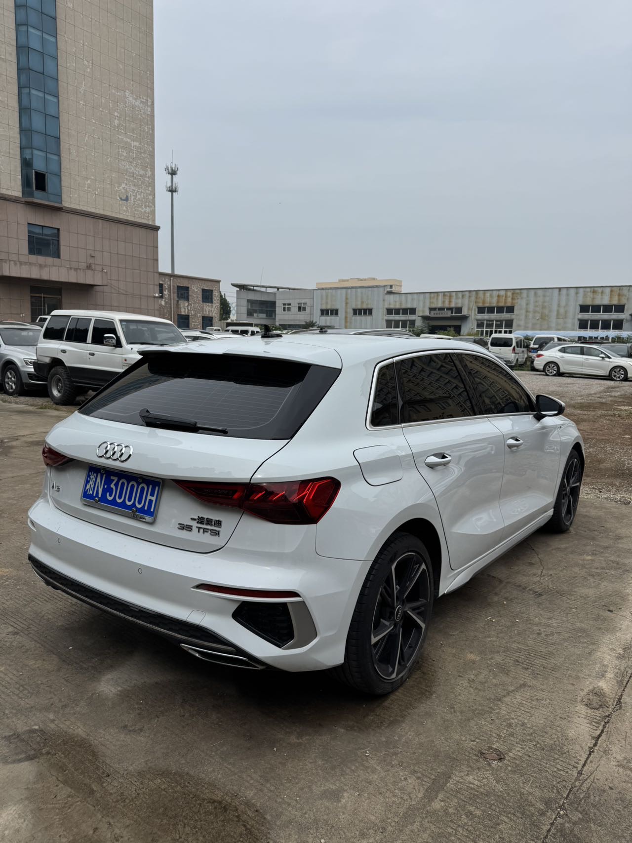 Audi A3 2023 car image #3