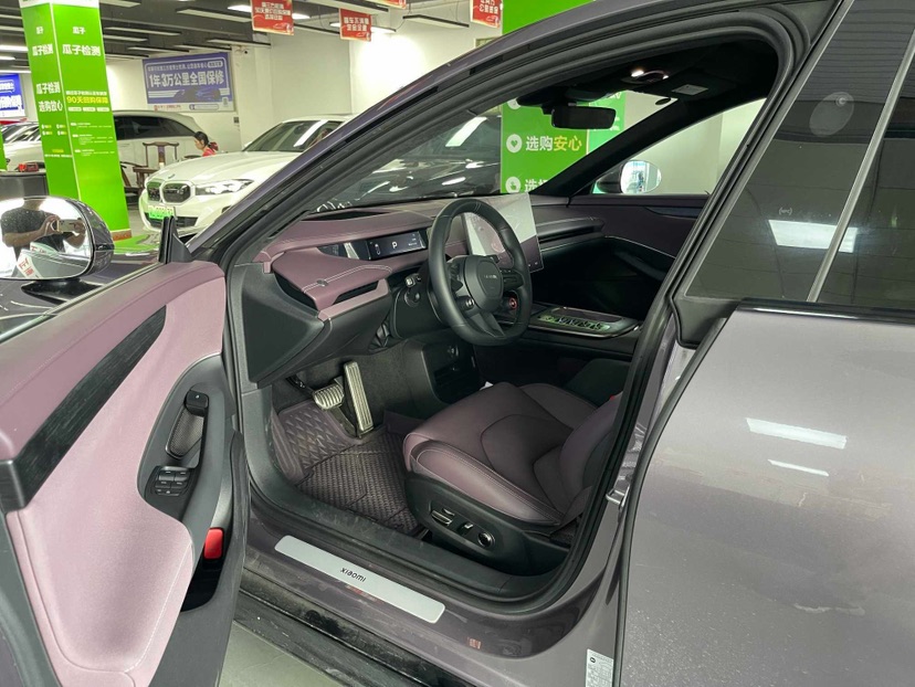 MI SU7 2025 car image #2